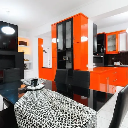 Bella Villa *